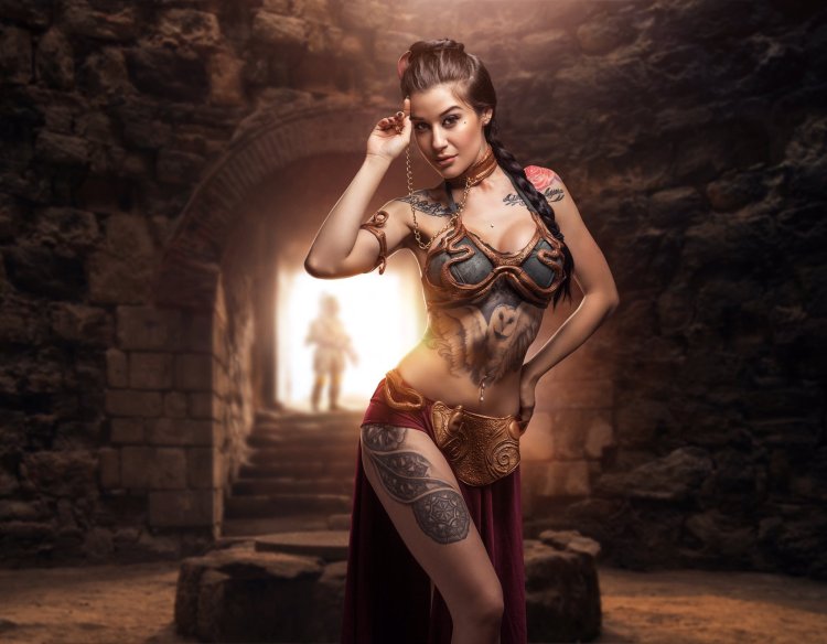 Косплей девушки рабыни