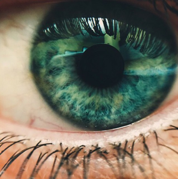 Зелёные глаза Эстетика