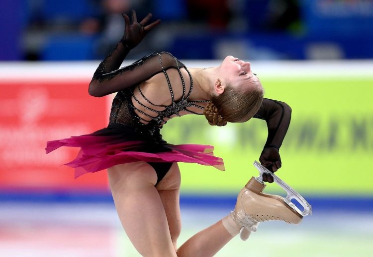 Александра Трусова кантилевер 2021