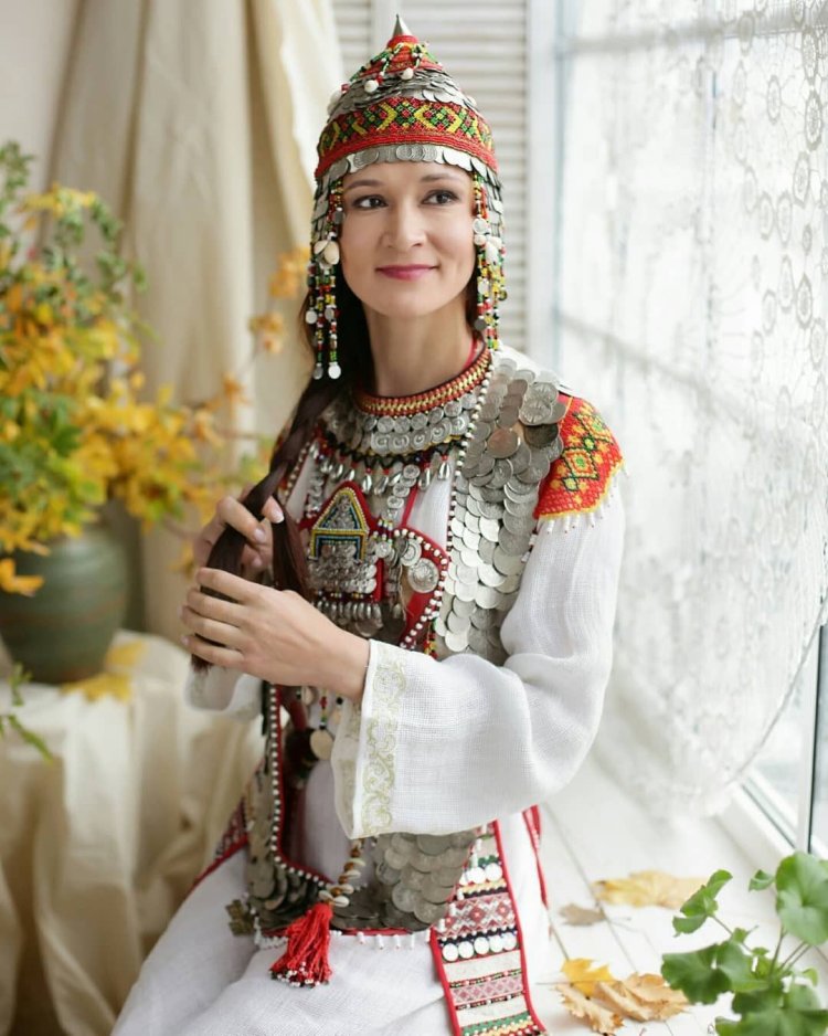 Чувашский костюм средненизовых чувашей