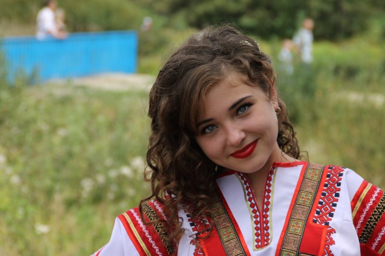 Мордвинка внешность эрзян