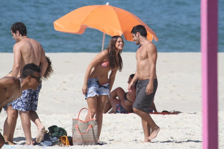 Бруна Маркезини и Томас