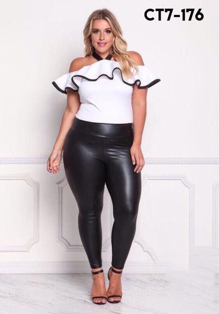 Кожаные штаны на толстых