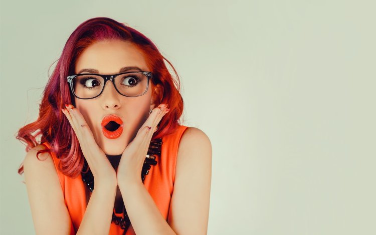 Удивление девушка