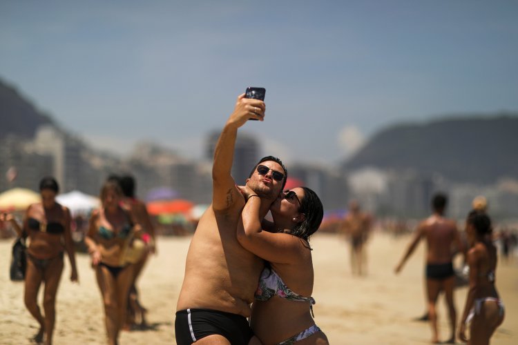 Рио де Жанейро Копакабана девушки