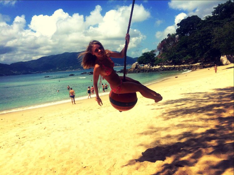 Алина Баженова слив