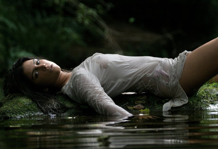 Мокрое платье