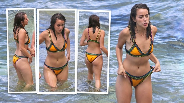 Хлоя Беннет бикини