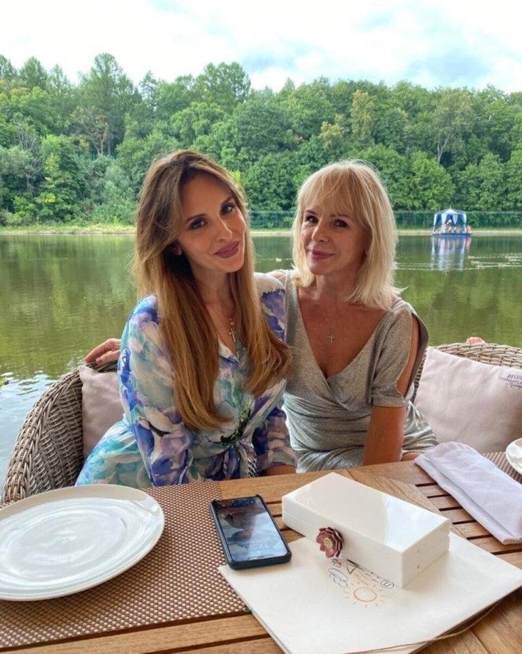 София каштанова