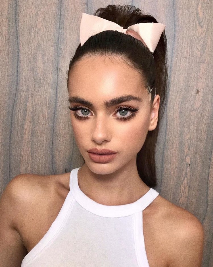 Яэль Шелби (Yael Shelbia)