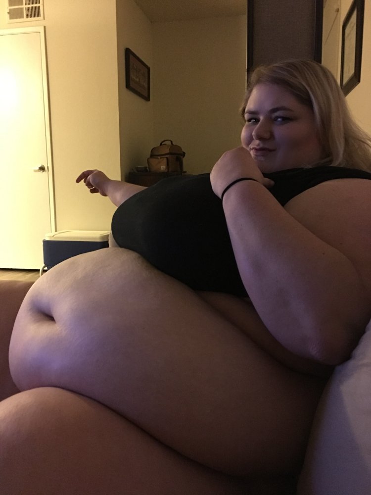 Фиди Биг Белли стаффинг ssbbw