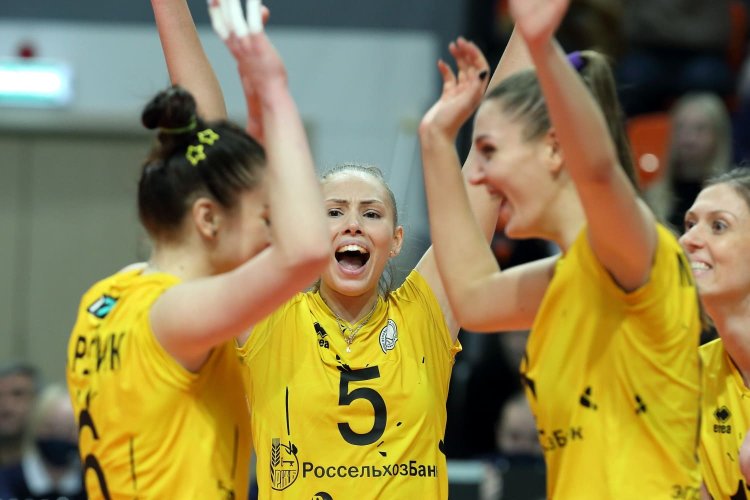 Анна Мельникова волейбол