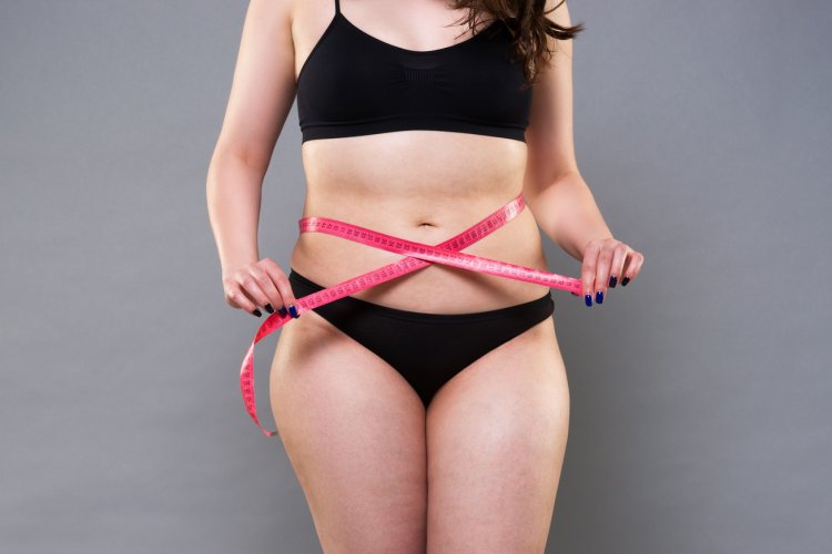 Тело животом женское полненькое