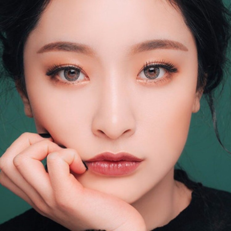 Красивый разрез глаз