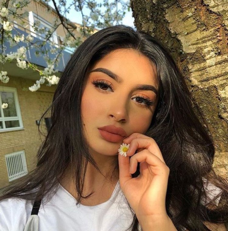 Красивые армянки селфи