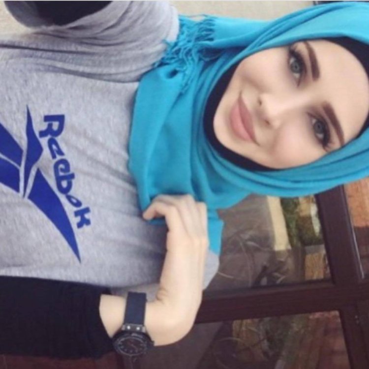 Иман Юсупова в хиджабе