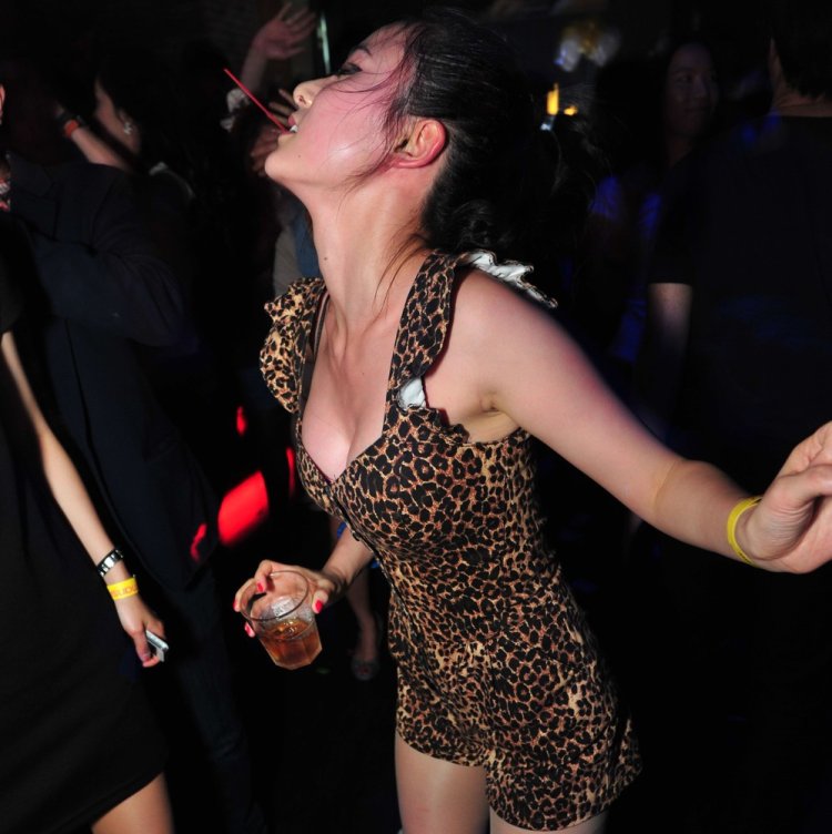 Девчонки зажигают