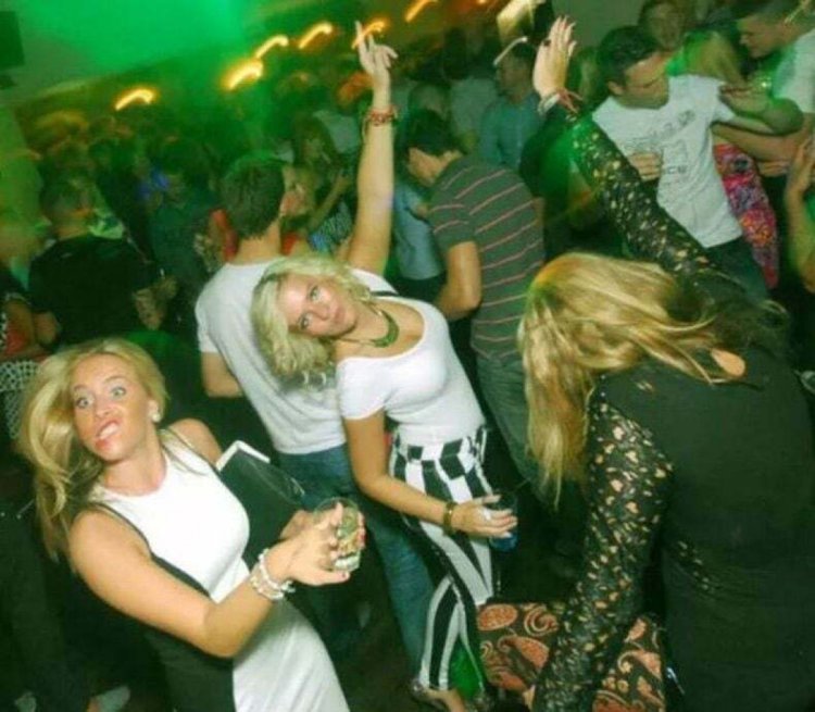 Приколы про вечеринки в клубах