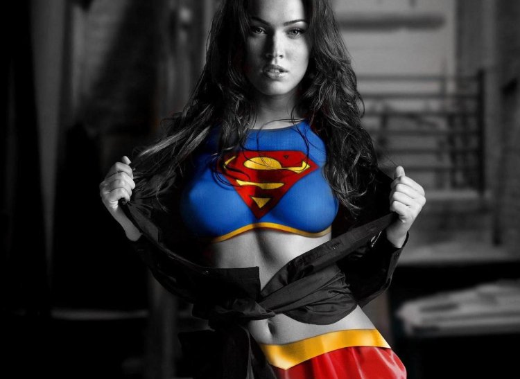 Меган Фокс Супермен