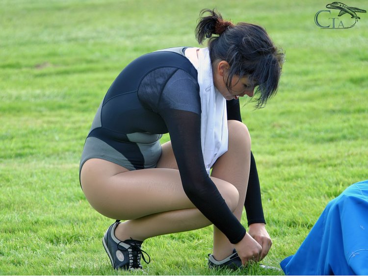 Легкоатлетки в колготках