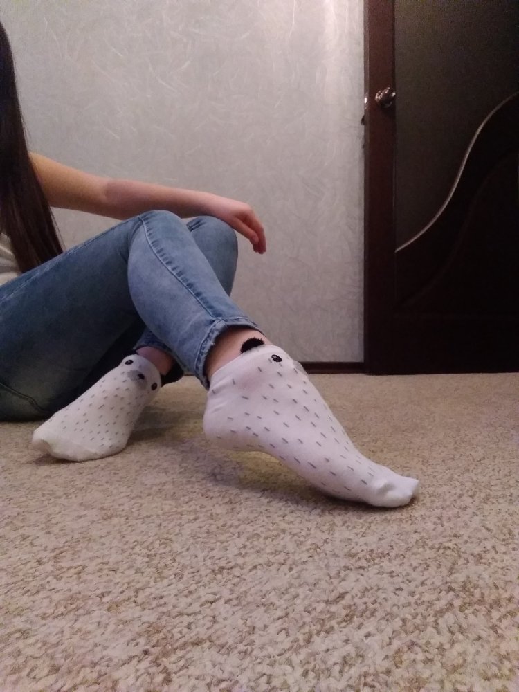 Девушки в носочках