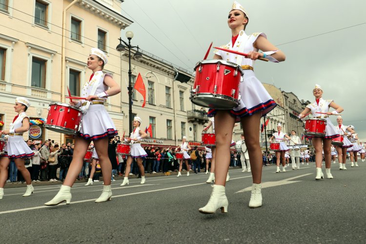 Барабанщицы Триумф Орел