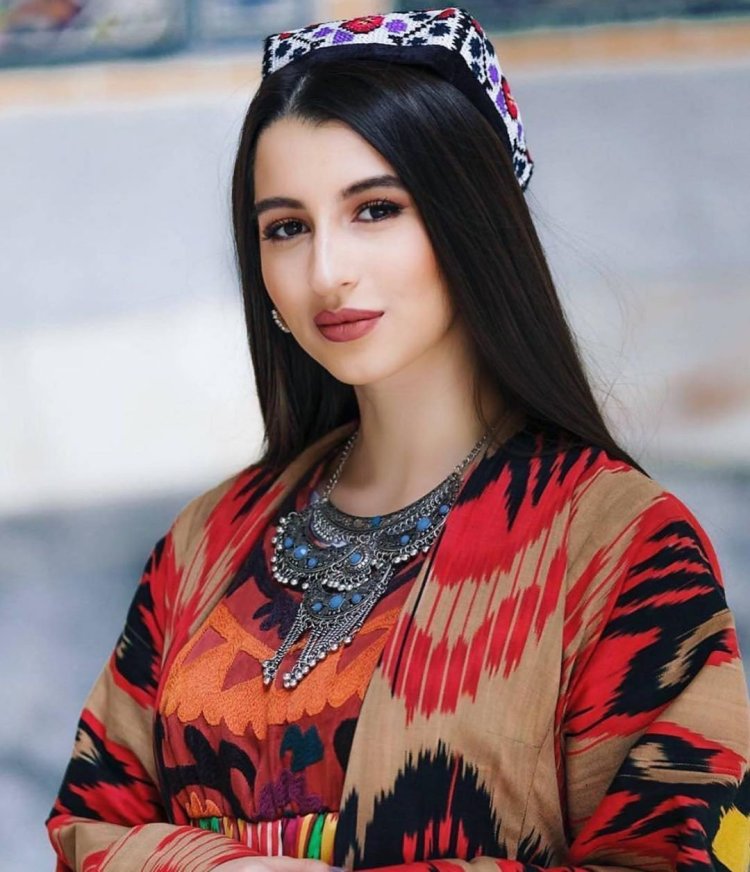 Паризода Парвина