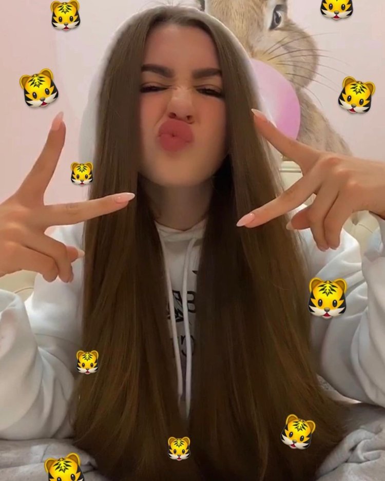 Леди Диана блоггер