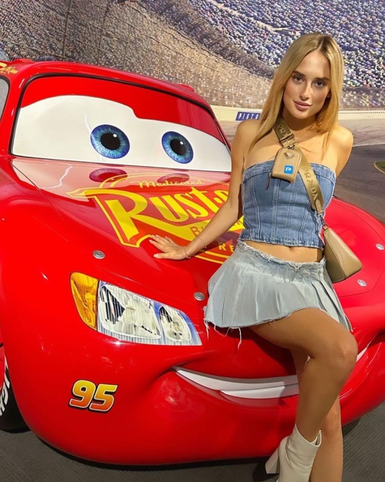 Блондинка драйв