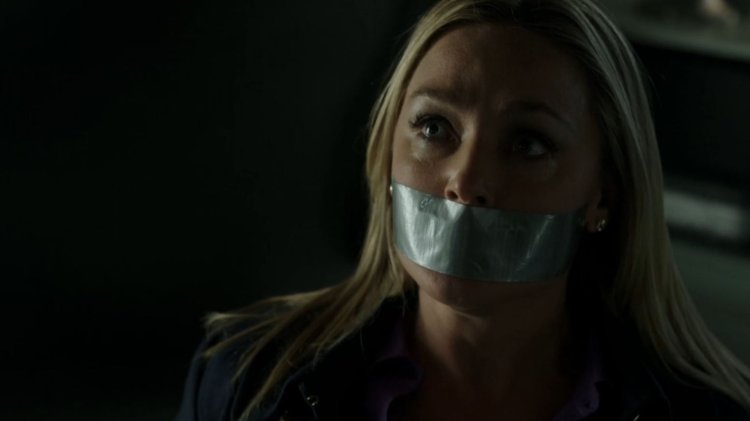 Джессика Альба gagged