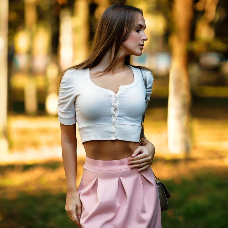 Красивые девушки без лифчика