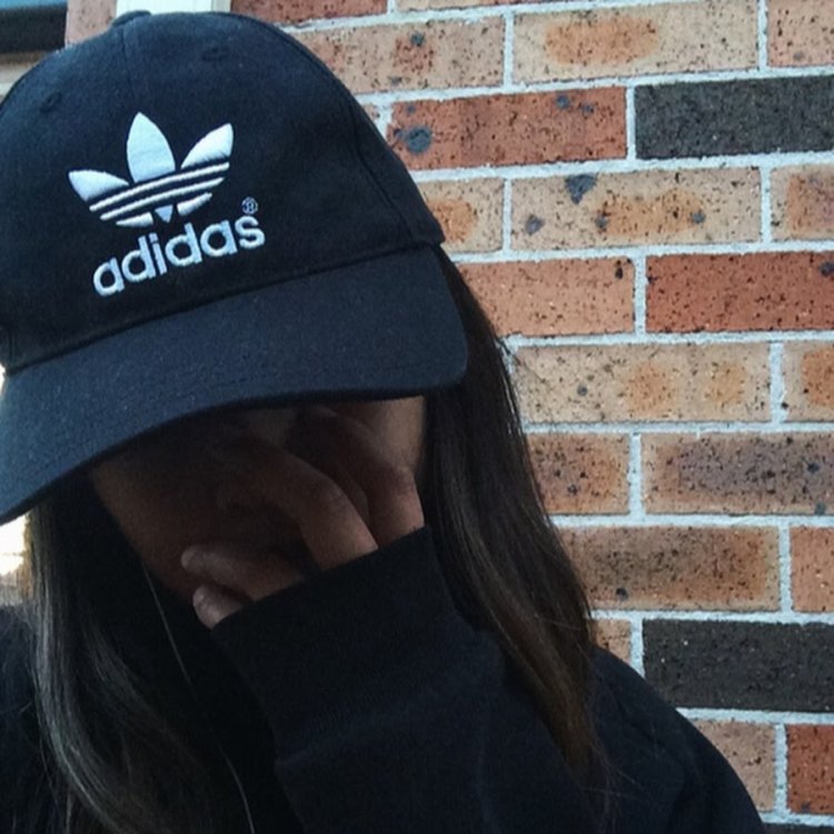 Бейсболка adidas trefoil черная