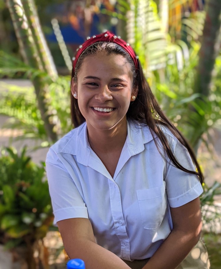 Сальвадор девушки