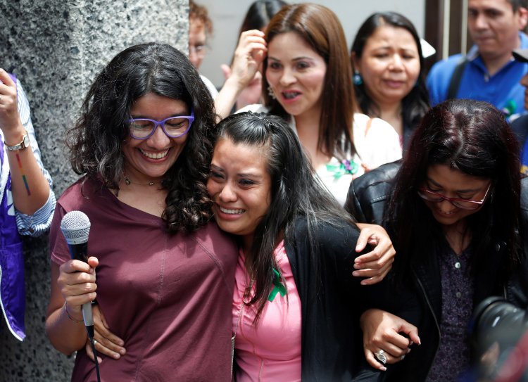 Сальвадорские девушки фото