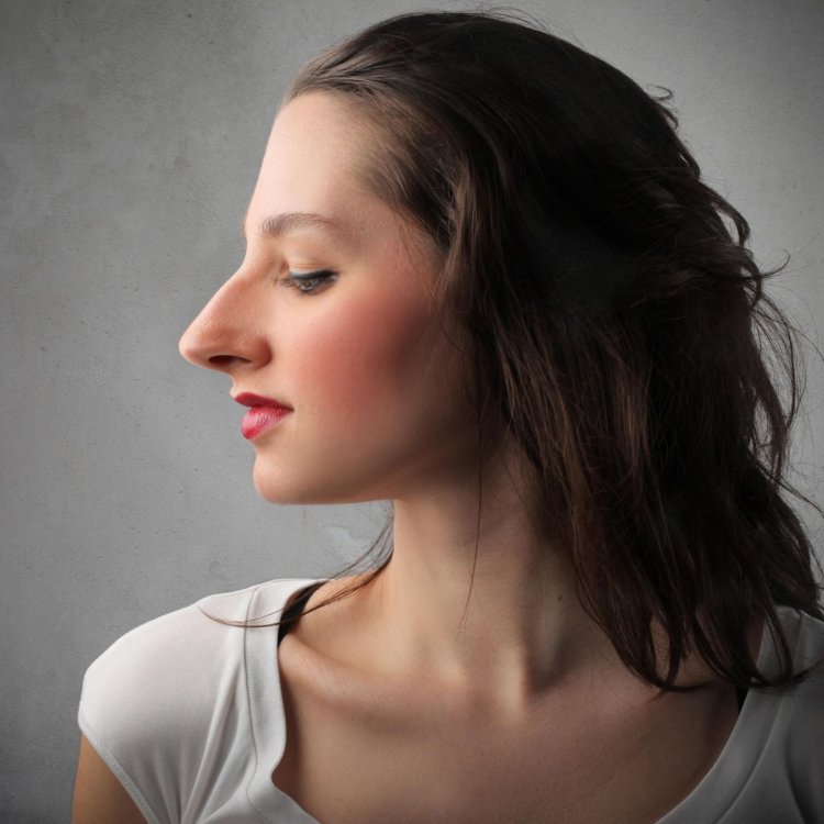 Женский нос