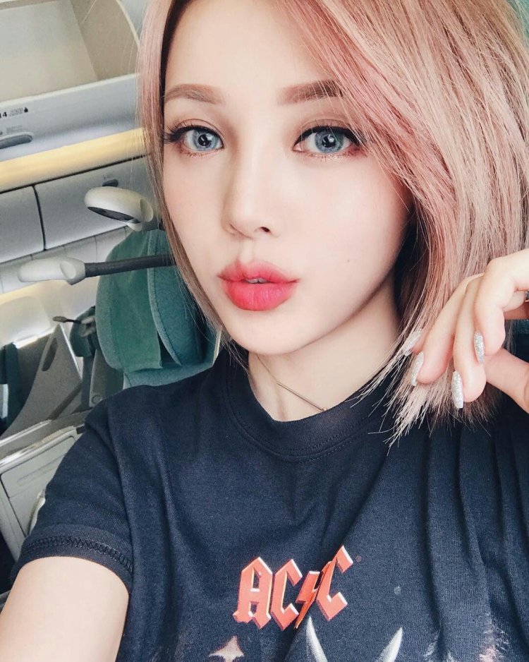 Корейская макияж