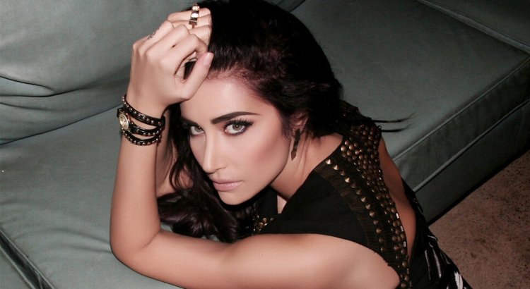 Певица model Турция
