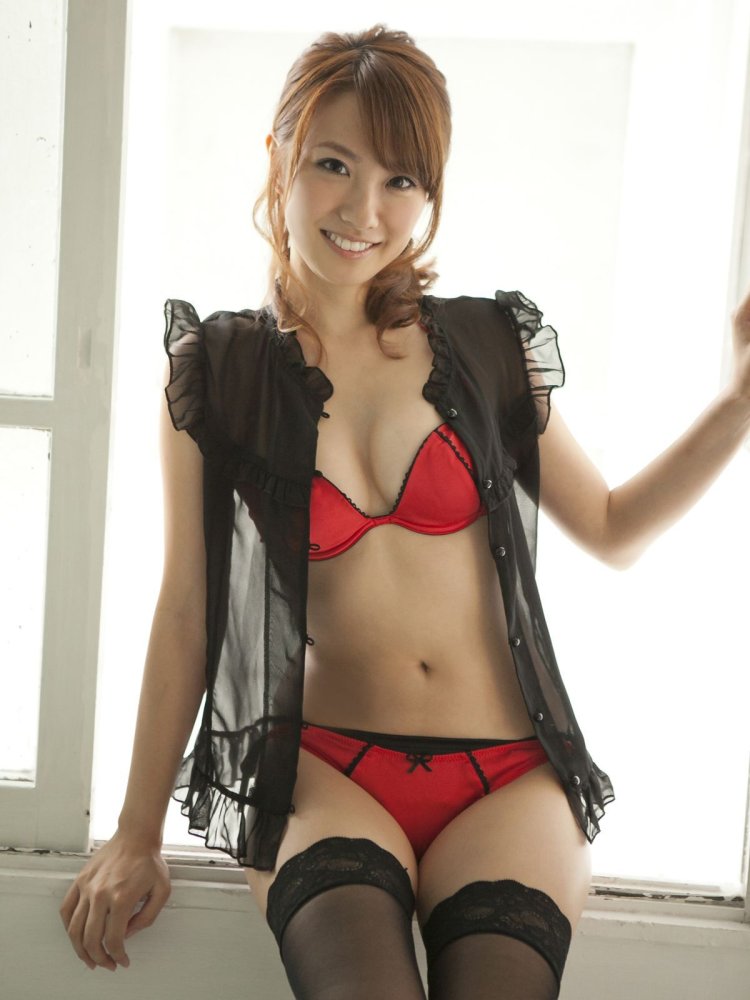 Адзуса Ямамото в Нижнем белье