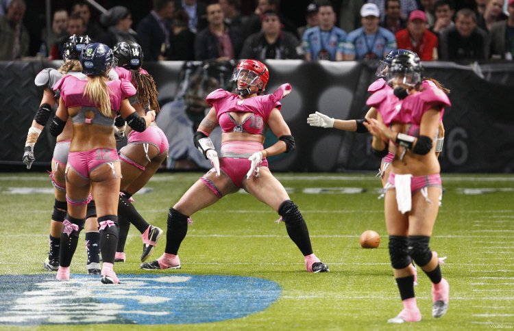 Регби женский американский