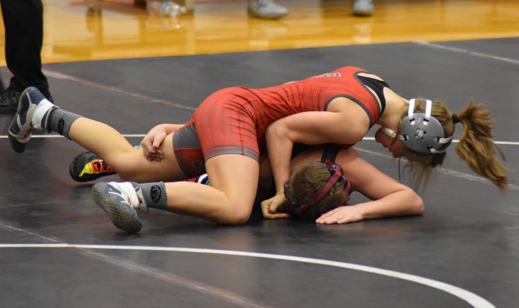 Французская борьба женщины