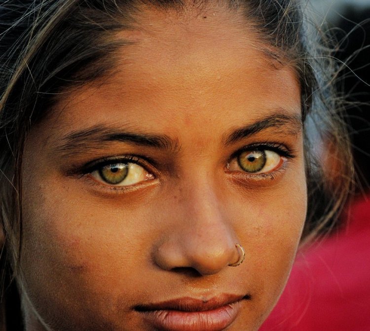 Индийцы с зелеными глазами