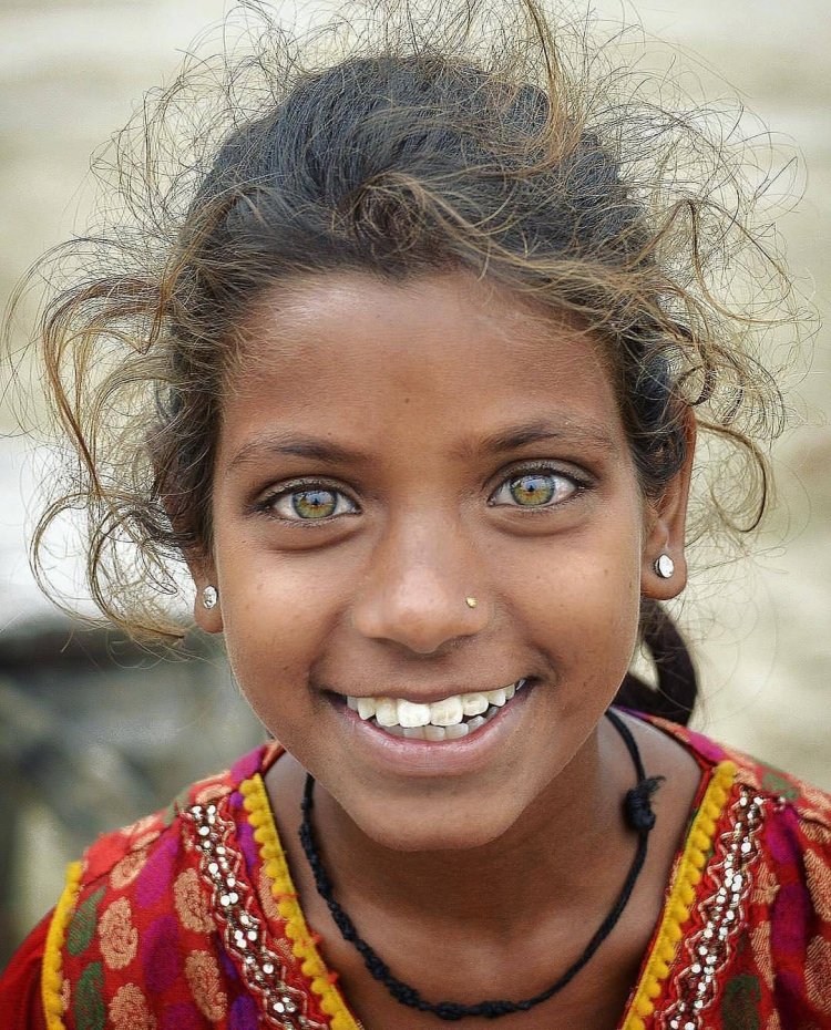 Счастливые глаза