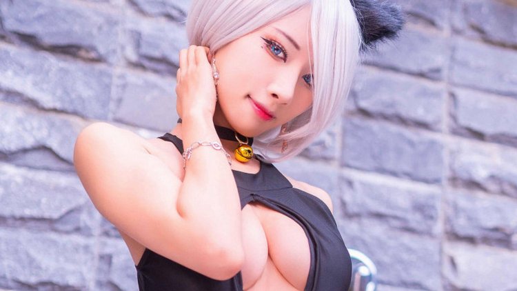 Косплеерши с большой грудью