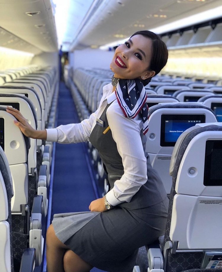 Air Astana стюардессы