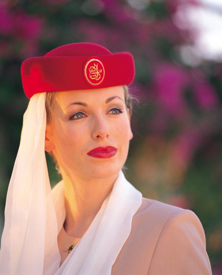 Форма стюардесс эмираты