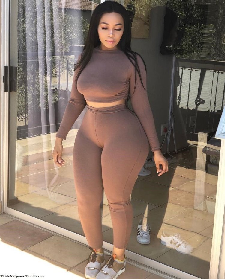 Пышные бедра 2018