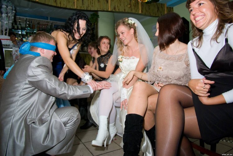 Женщины на корпоративе