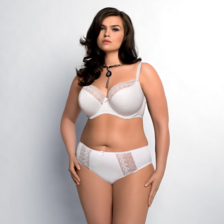 Нижнее белье женское для полных