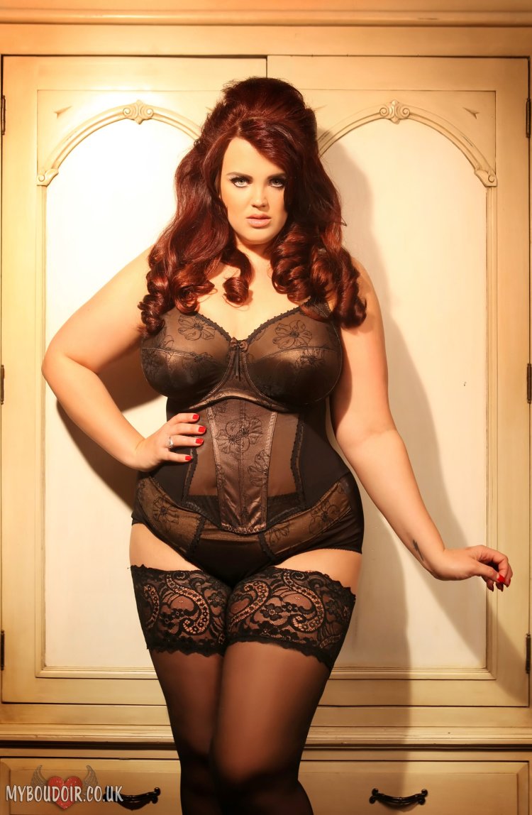 Georgina Horne Plus Size модель