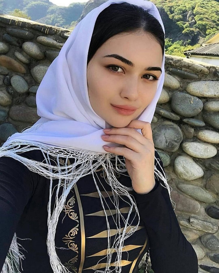 Аварка кумычка